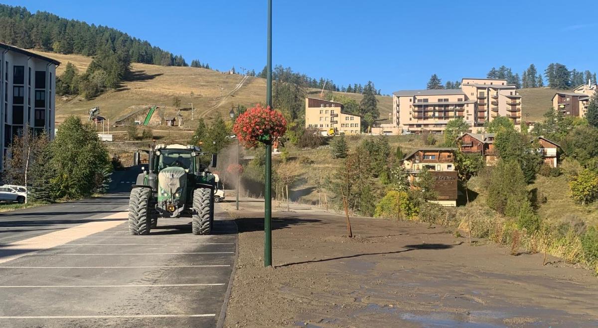 TRAVAUX REQUALIFICATION ENTRE DU SUPER SAUZE TRAVAUX REQUALIFICATION ENTRE DU SUPER SAUZE