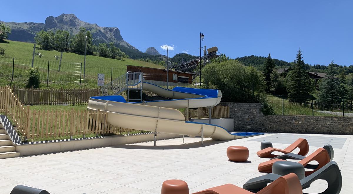 Solarium piscine du Sauze