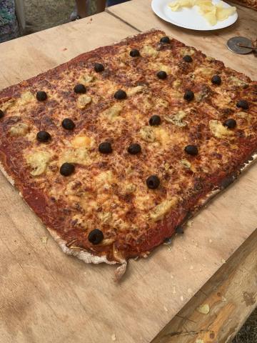 pizza cuite au four à pain du Sauze.